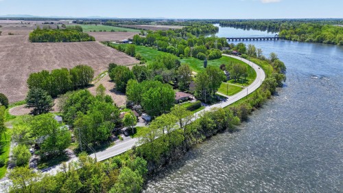 Vue sur l'eau - 2564 Ch. Des Patriotes, Richelieu, QC - Outdoor With Body Of Water With View