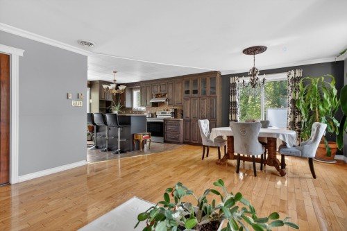 Vue d'ensemble - 2564 Ch. Des Patriotes, Richelieu, QC - Indoor Photo Showing Dining Room