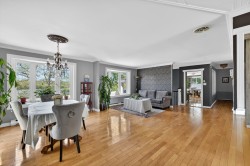 Salon - 