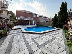 2216 NORFOLK Drive Oakville, ON L6H 6H4