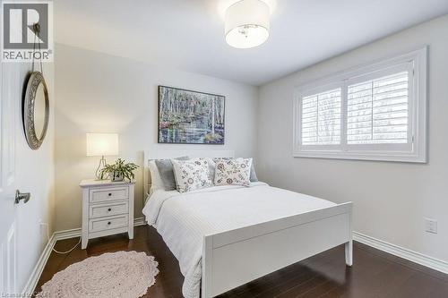 2080 Mckerlie Crescent, Burlington, ON - Indoor Photo Showing Bedroom