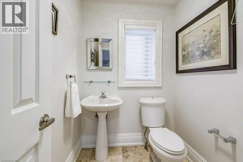 2080 Mckerlie Crescent, Burlington, ON - Indoor Photo Showing Bathroom