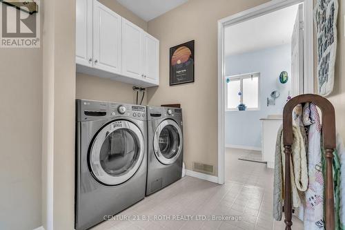 32 Samuel Street, Kitchener, ON - Indoor Photo Showing Laundry Room