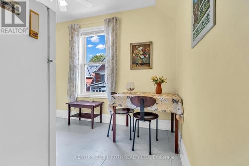 32 Samuel Street, Kitchener, ON - Indoor Photo Showing Other Room
