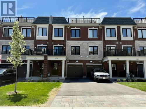 136 COVINGTON CRESCENT  Whitchurch-Stouffville, ON L4A 4W8
