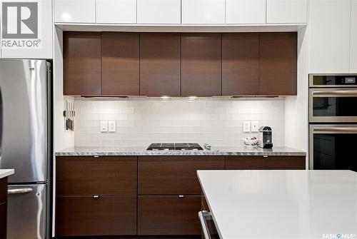 1212 Broadway Avenue E, Saskatoon, SK - Indoor Photo Showing Kitchen With Upgraded Kitchen