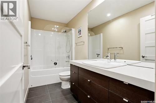 1212 Broadway Avenue E, Saskatoon, SK - Indoor Photo Showing Bathroom