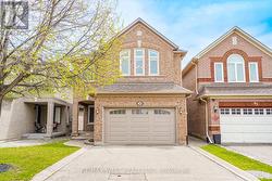 39 SYLWOOD CRESCENT Vaughan, ON L6A 2R2