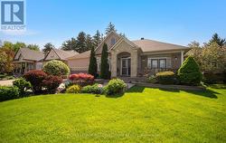 18 TRISTAN COURT  Brampton, ON L6Y 5S2