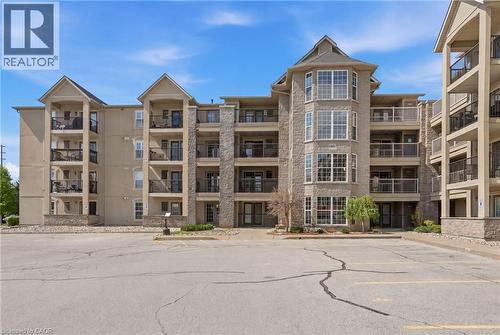 1451 WALKERS Line Unit# 216  Burlington, ON L7M 4P1