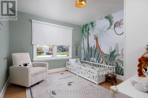 1761 Coram Crescent, Mississauga, ON - Indoor Photo Showing Bedroom