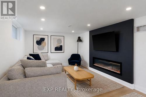 1761 Coram Crescent, Mississauga, ON - Indoor Photo Showing Living Room With Fireplace