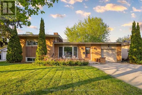 490 GARAFRAXA STREET E  Centre Wellington (Fergus), ON N1M 1E5