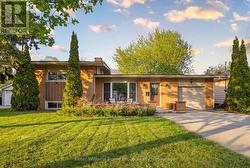 490 GARAFRAXA STREET E Centre Wellington (Fergus), ON N1M 1E5