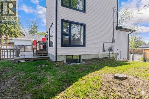 11 Eagle Hill, Cambridge, ON - Outdoor With Deck Patio Veranda