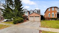 719 SHANAHAN BOULEVARD Newmarket, ON L3X 1P8
