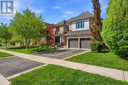 2471 CASTLEBROOK ROAD Oakville, ON L6M 5B4