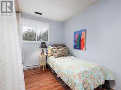 Bedroom No. 1 - 