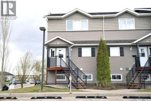 102 1022 Hampton Circle, Saskatoon, SK - Outdoor With Facade