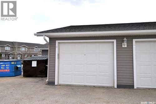 102 1022 Hampton Circle, Saskatoon, SK - Outdoor With Exterior