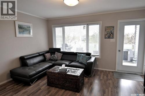 102 1022 Hampton Circle, Saskatoon, SK - Indoor Photo Showing Living Room