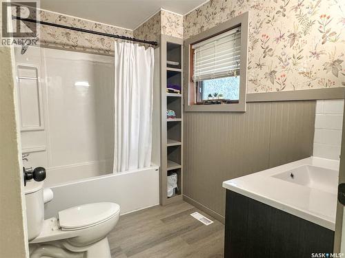 710 Cherry Street, Wolseley, SK - Indoor Photo Showing Bathroom