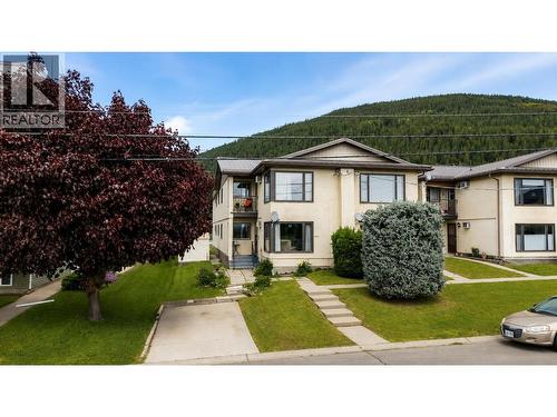 1720 HILLSIDE Street  Creston, BC V0B 1G5