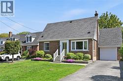 93 SUNNING HILL Avenue  Hamilton, ON L8T 1B6