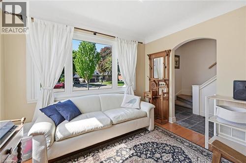 93 Sunning Hill Avenue, Hamilton, ON - Indoor Photo Showing Other Room