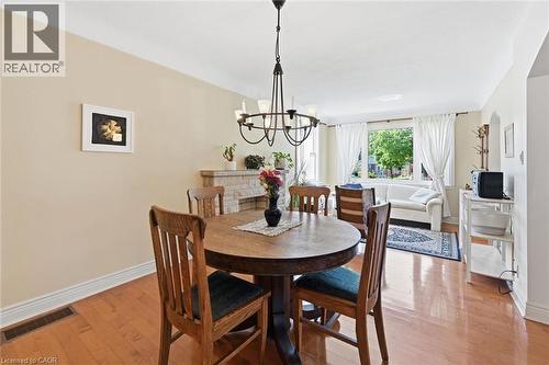 93 Sunning Hill Avenue, Hamilton, ON - Indoor Photo Showing Dining Room