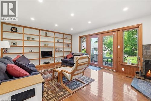 93 Sunning Hill Avenue, Hamilton, ON - Indoor Photo Showing Living Room With Fireplace