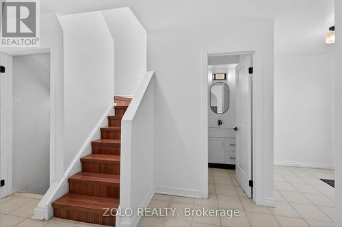 6166 Kindree Circle, Mississauga, ON - Indoor Photo Showing Other Room