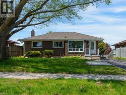 100 LAURIS Avenue  Cambridge, ON N1R 5L4