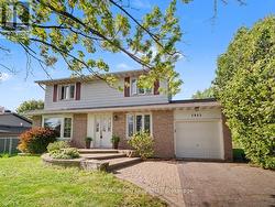 5662 SOUTH ISLAND PARK DRIVE Ottawa, ON K4M 1J3
