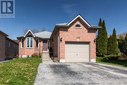 156 PRINGLE DRIVE Barrie, ON L4N 0R3
