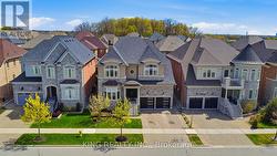 76 CHESNEY CRESCENT Vaughan, ON L4H 4A5