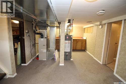 403 4Th Street W, Shaunavon, SK - Indoor Photo Showing Basement