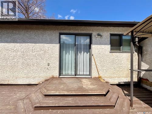 1134 Brown Street, Regina, SK - Outdoor With Exterior