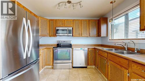 1134 Brown Street, Regina, SK - Indoor Photo Showing Kitchen With Double Sink