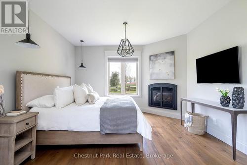 758510 2Nd Line E, Mulmur, ON - Indoor Photo Showing Bedroom