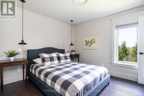 758510 2Nd Line E, Mulmur, ON - Indoor Photo Showing Bedroom