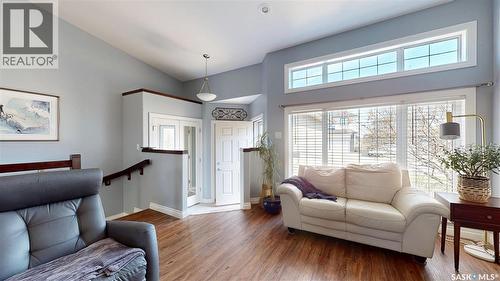 5053 Watson Way, Regina, SK - Indoor Photo Showing Living Room