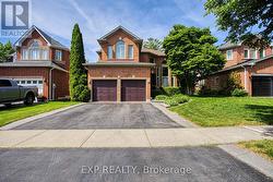 5 SHETLAND DRIVE Hamilton, ON L8B 0N9