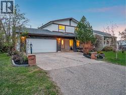 9433 7 Street Dawson Creek, BC V1G 3M7