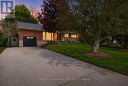 291 STRATHCONA DRIVE  Burlington, ON L7L 2C9