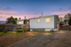 1293 Rue Gaillard Québec (La Haute-Saint-Charles), QC G3J 1J9