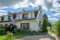 57 Av. St-Joseph Saint-Sauveur, QC J0R 1R5