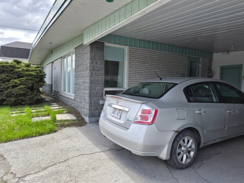 Front of Structure - 2405 8E Rue, Saint-Prosper, QC - Indoor Photo Showing Garage