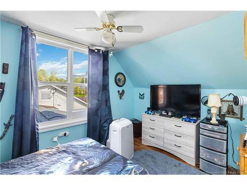 642 Maclaren Ave, Fredericton, NB 