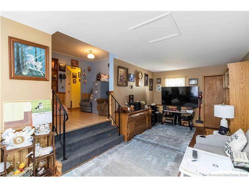642 Maclaren Ave, Fredericton, NB 